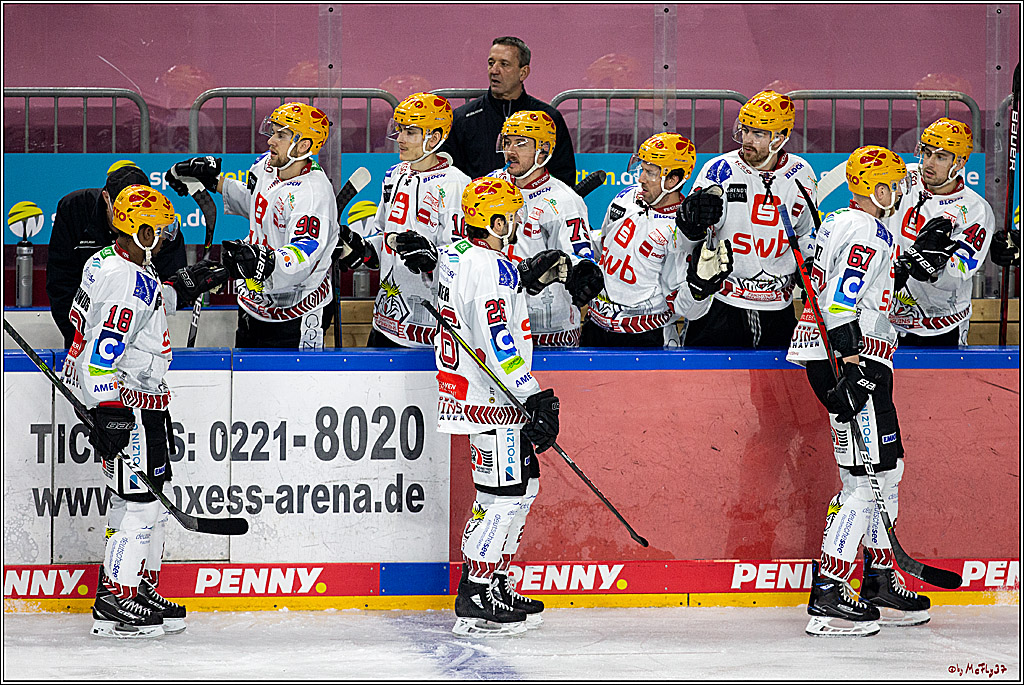 PENNY DEL;  Koelner Haie - Fischtown Pinguins Bremerhaven; Koeln, 17.01.2021